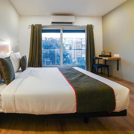Townhouse 211 Laguna Ecr Near Juhu Beach Csennai Kültér fotó