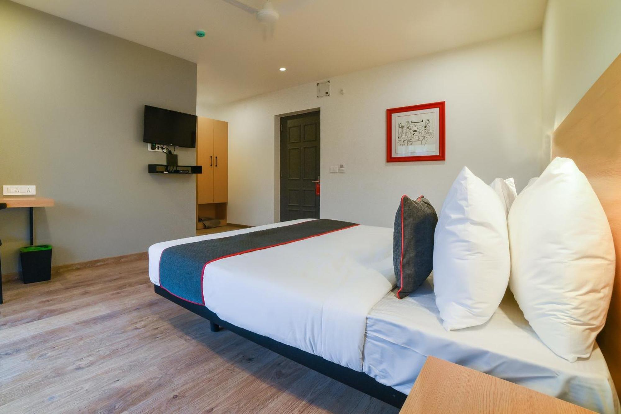 Townhouse 211 Laguna Ecr Near Juhu Beach Csennai Kültér fotó