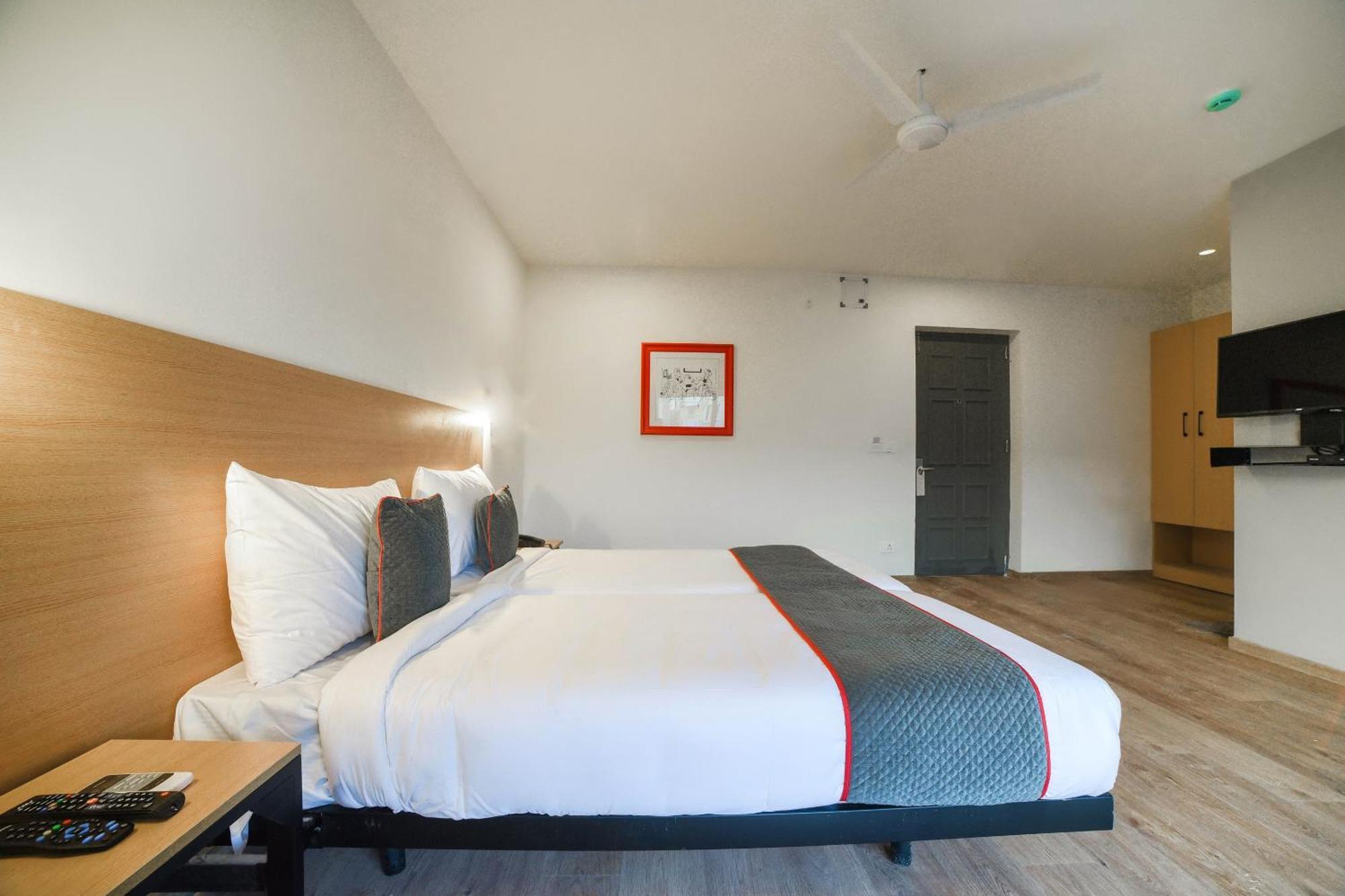 Townhouse 211 Laguna Ecr Near Juhu Beach Csennai Kültér fotó